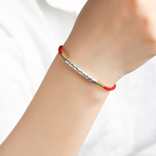 Red Bracelet: Meaning & Benefits of Wearing a Red String